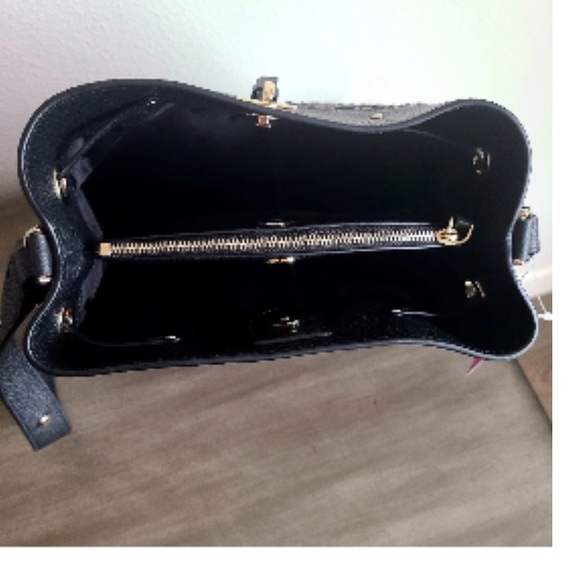 Kate Spade ♠️ Bucket Purse - Picture 6 of 6